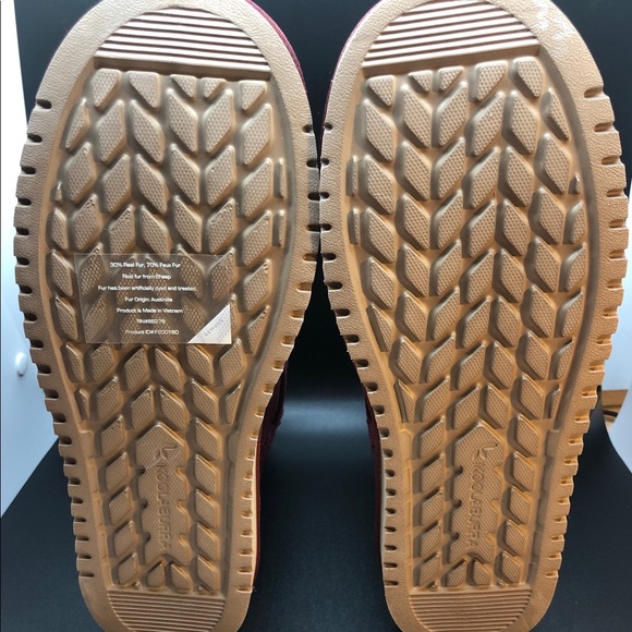 ***SOLD***New Women’s Ugg Koola Short Boot - Picture 6 of 7